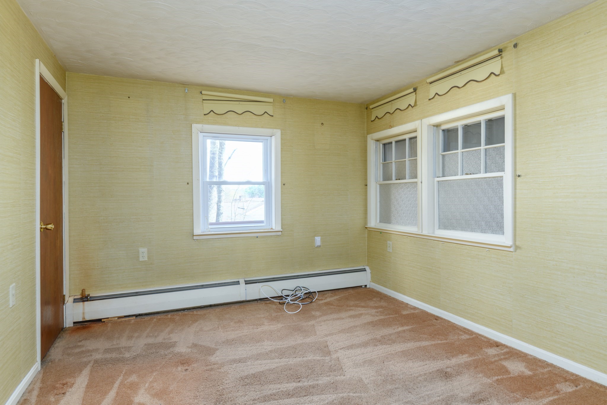 1138 Wachusett St Property Photo 9