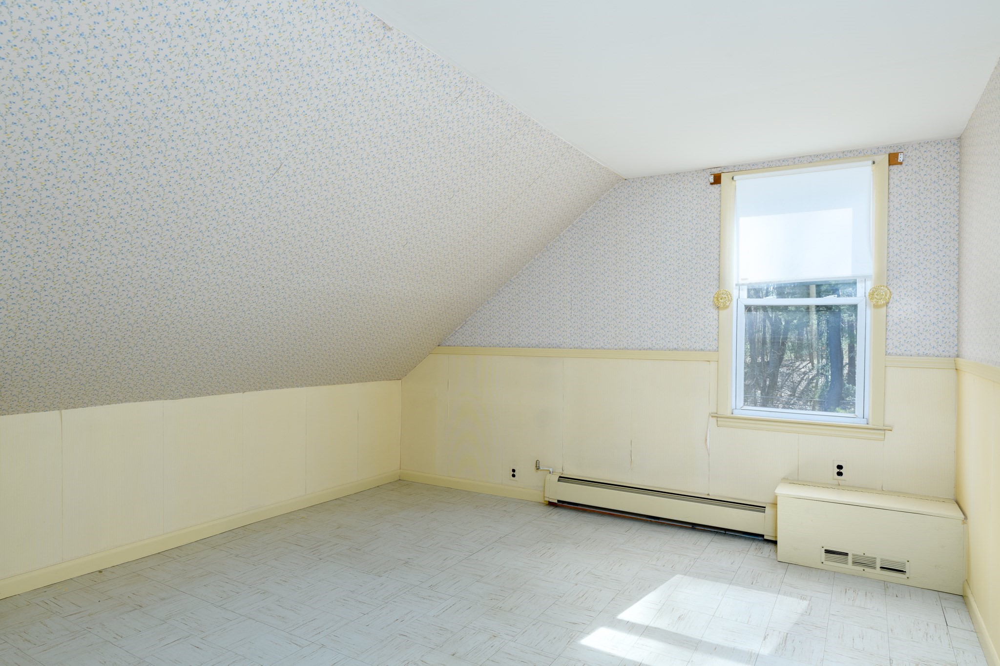 1138 Wachusett St Property Photo 13