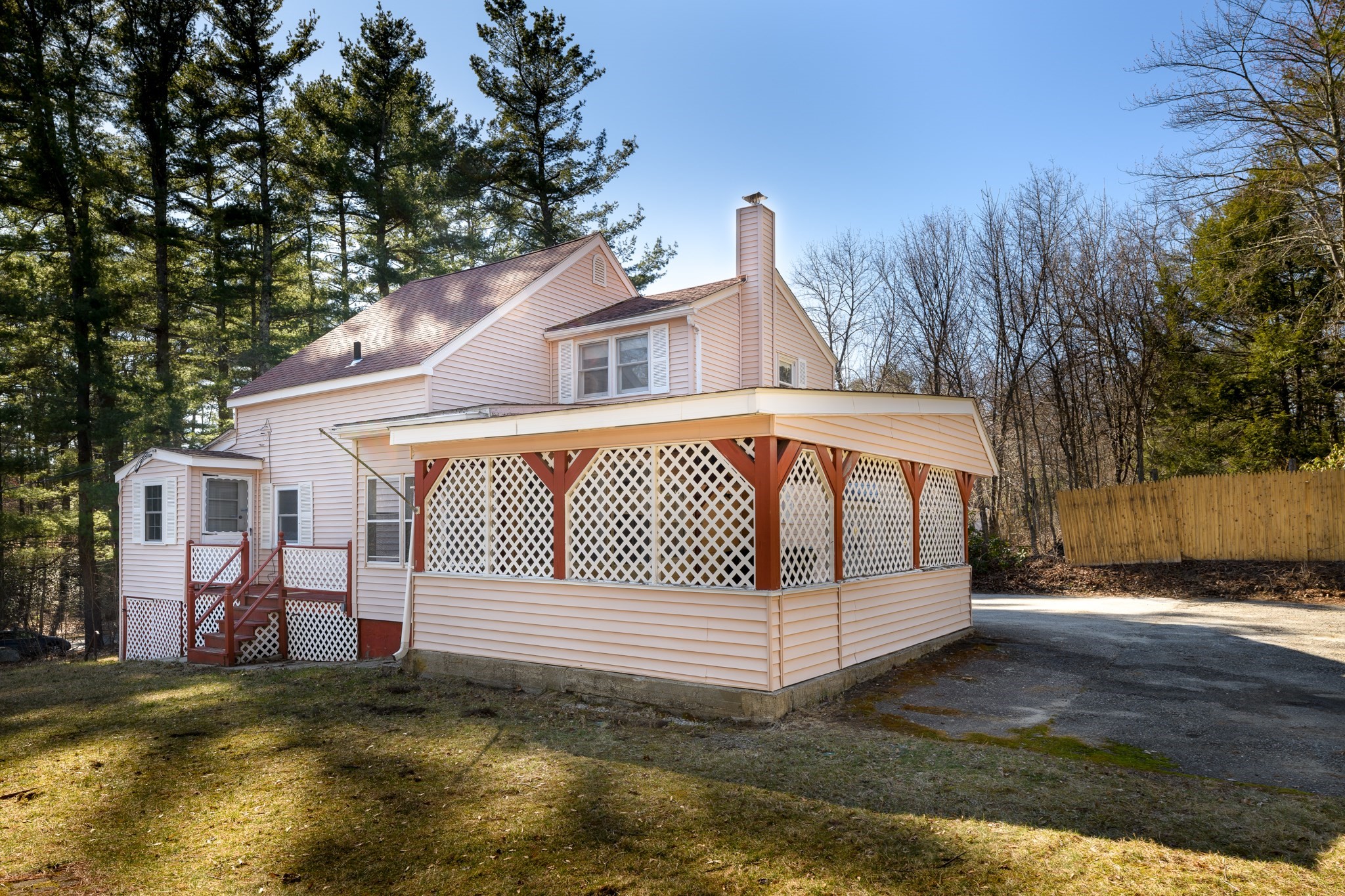 1138 Wachusett St Property Photo 18