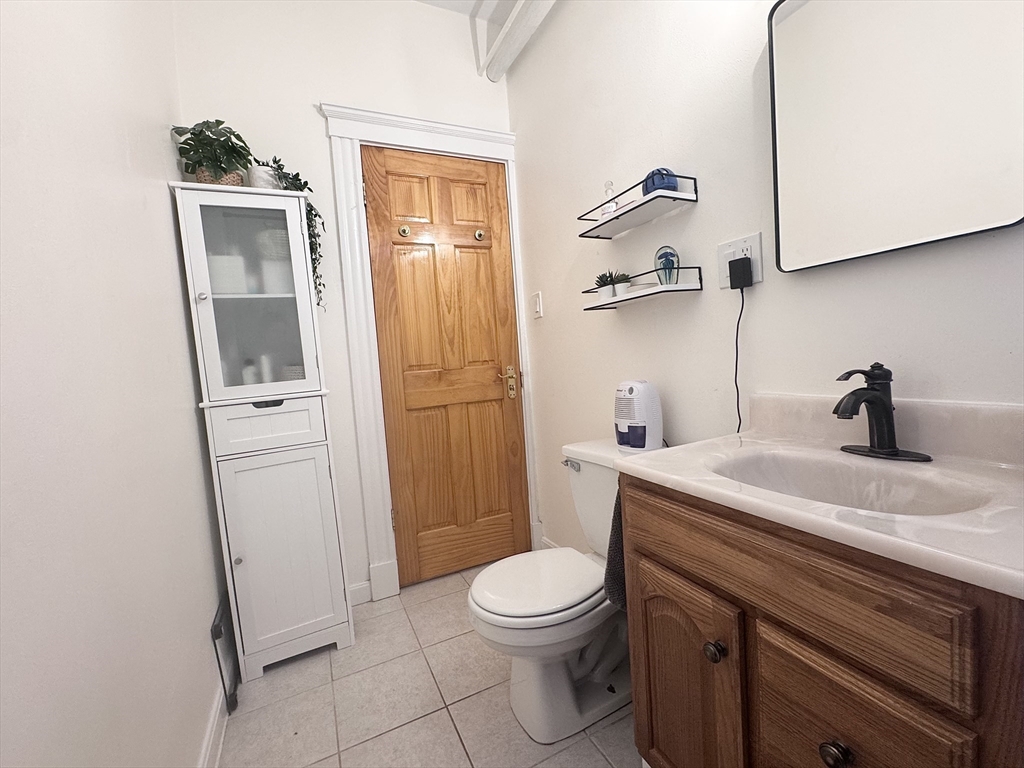 139 Beaconsfield # 1b Property Photo 14