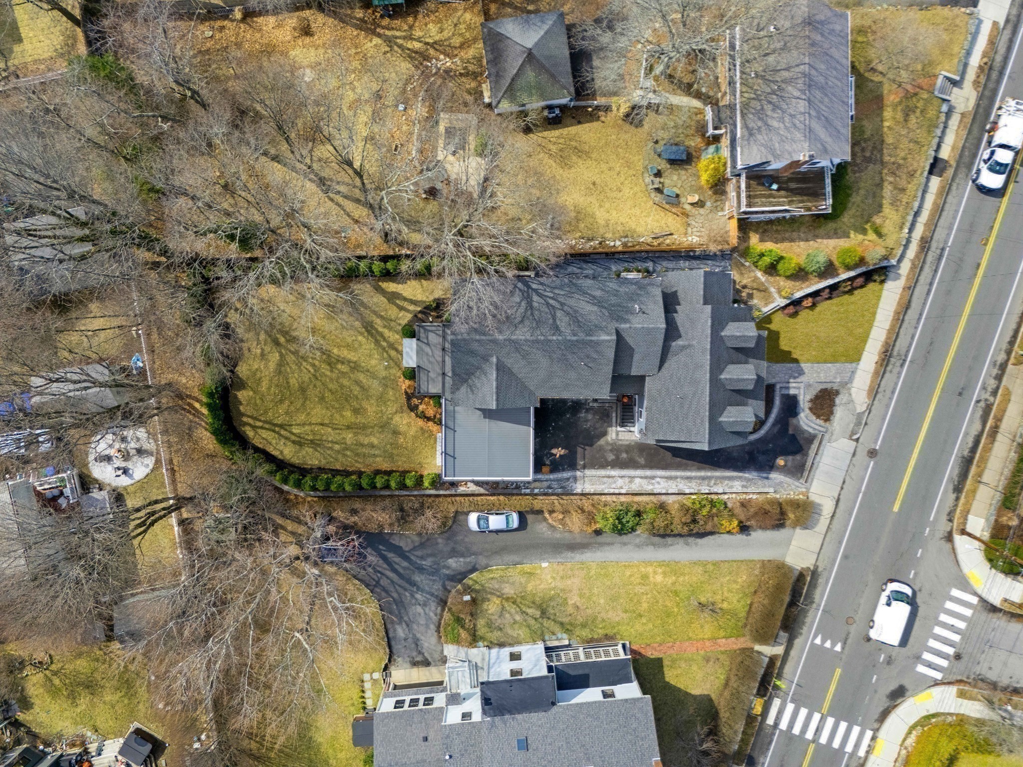 462 Waltham Street Property Photo 41