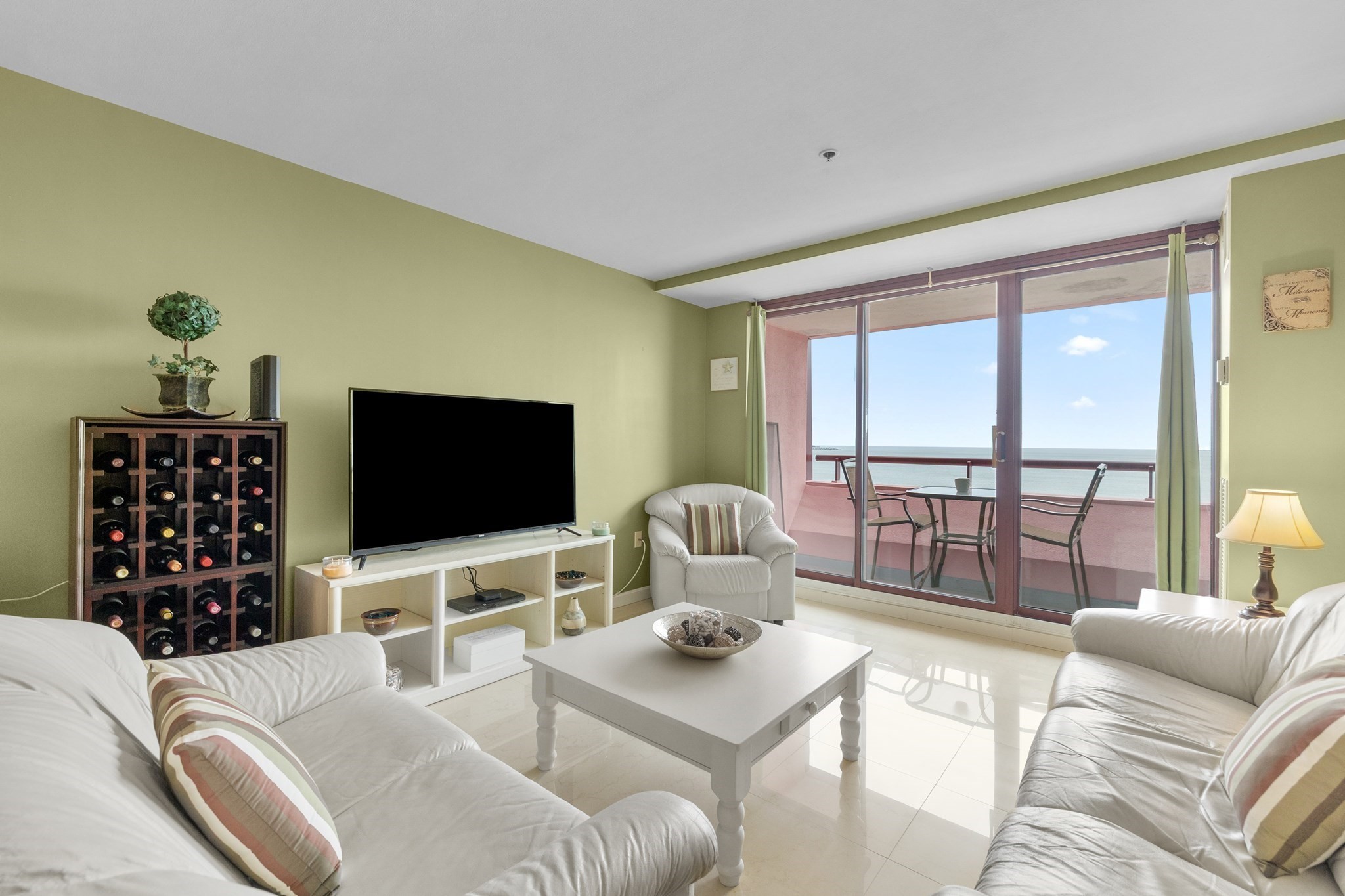 350 Revere Beach Blvd # 12n Property Photo 2