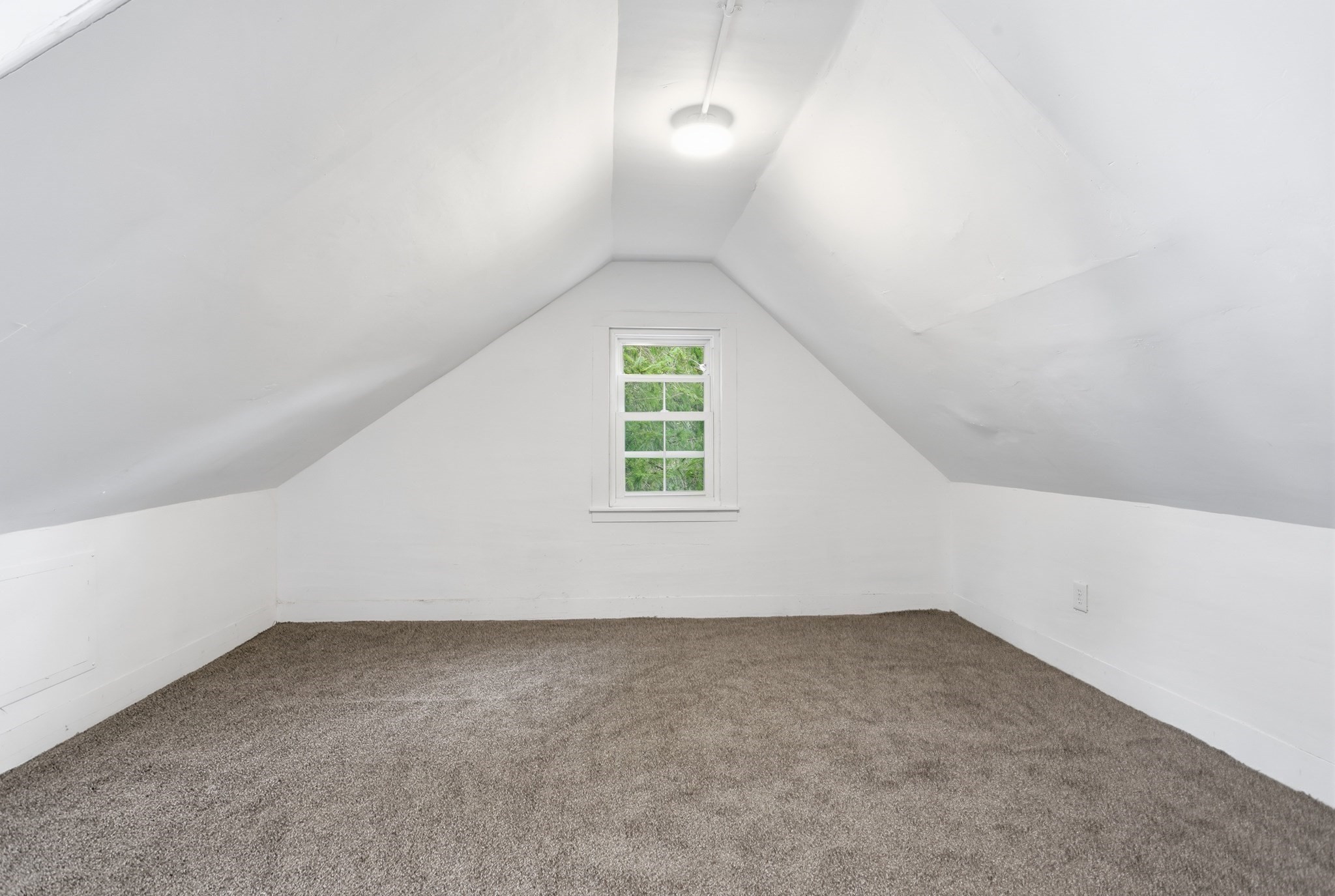 4 Townsend St Property Photo 19