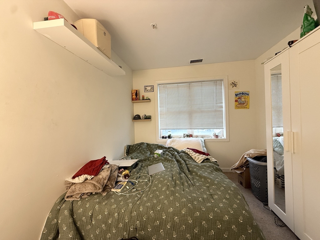 660 Cambridge St # 302 Property Photo 6
