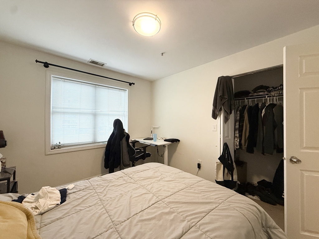 660 Cambridge St # 302 Property Photo 7