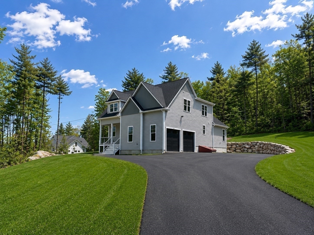 18 Lakeshore Drive Property Photo 1