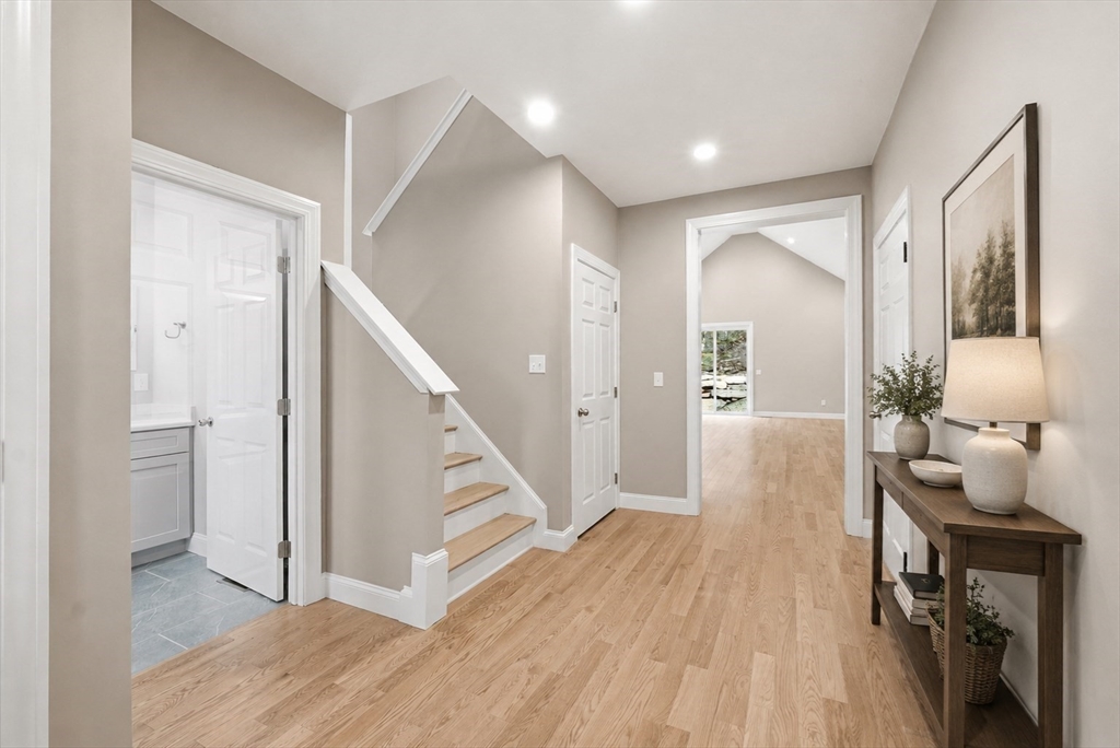 18 Lakeshore Drive Property Photo 8