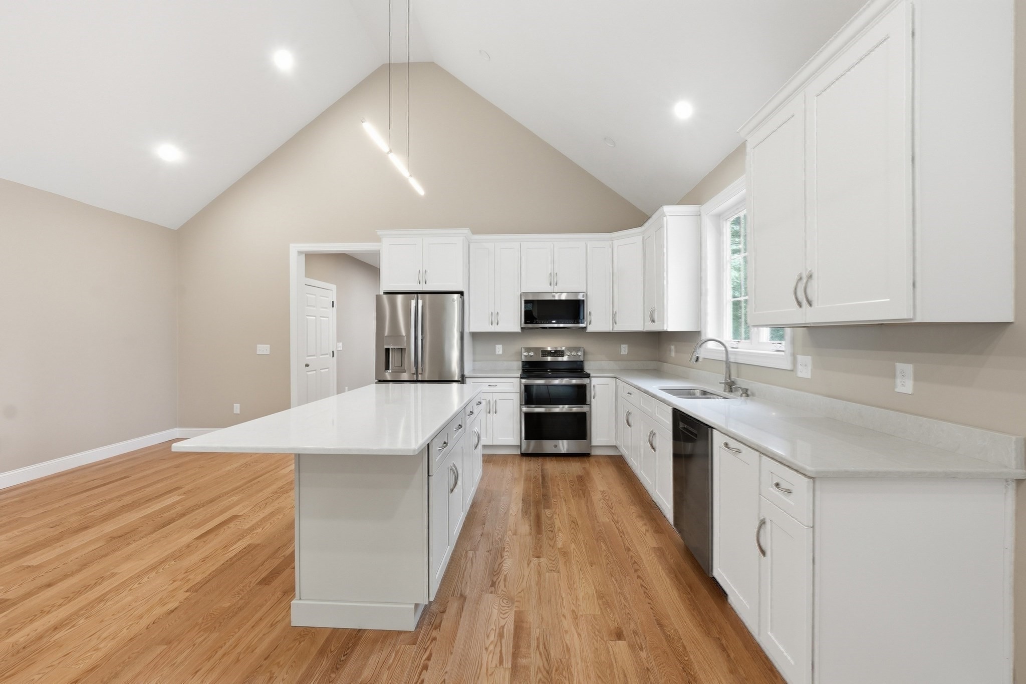 18 Lakeshore Drive Property Photo 13