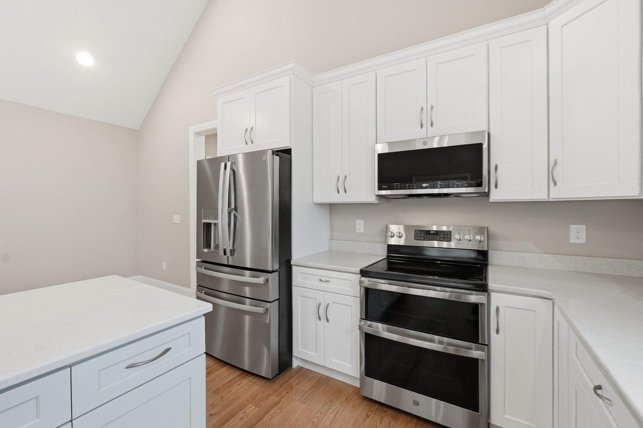 18 Lakeshore Drive Property Photo 14