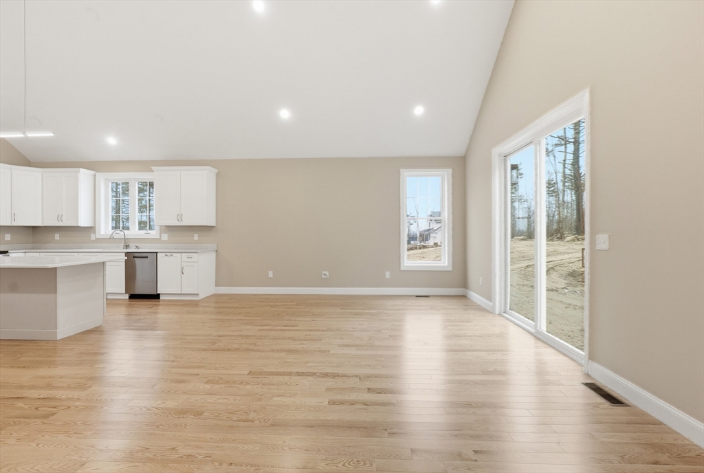 18 Lakeshore Drive Property Photo 18