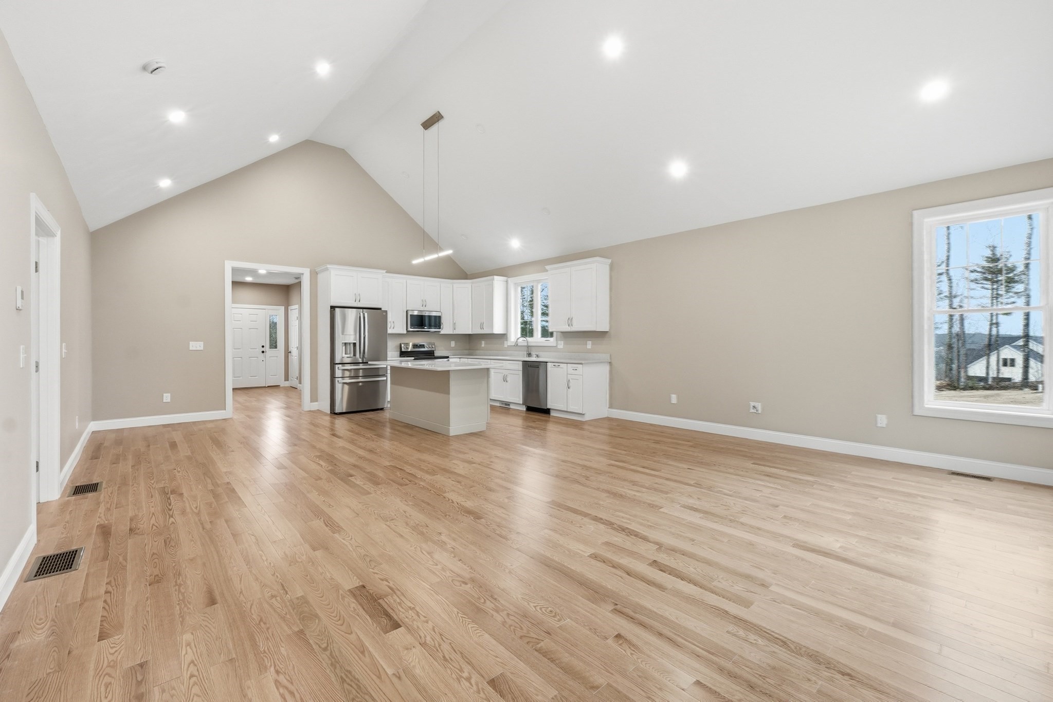 18 Lakeshore Drive Property Photo 19