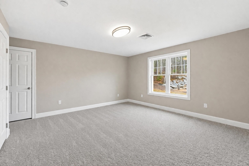 18 Lakeshore Drive Property Photo 34