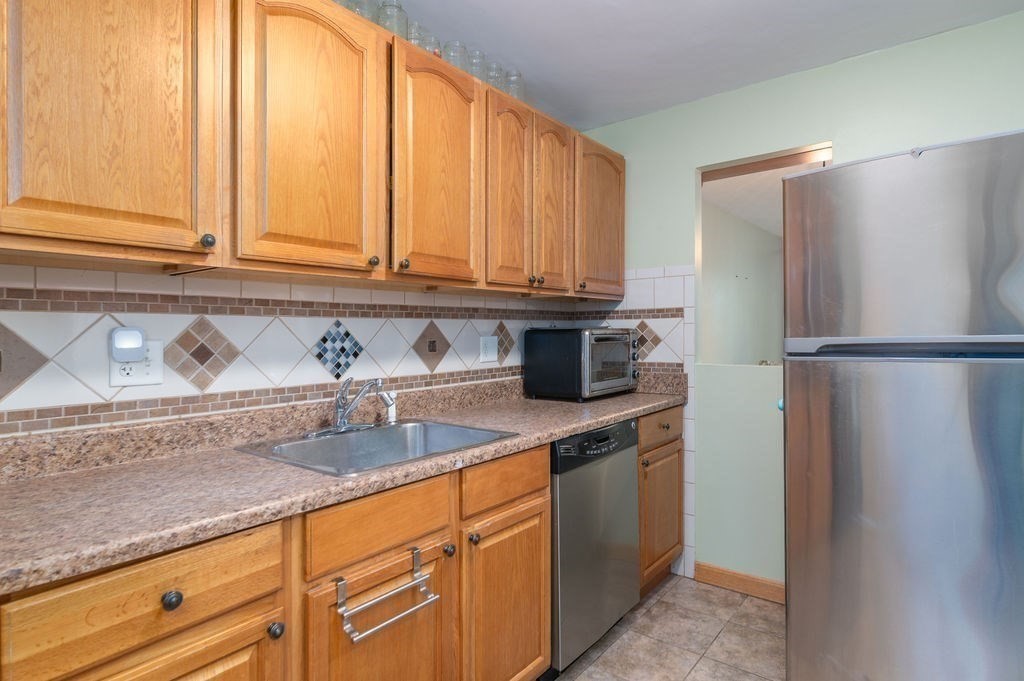 39 Cary Avenue # 14 Property Photo 1