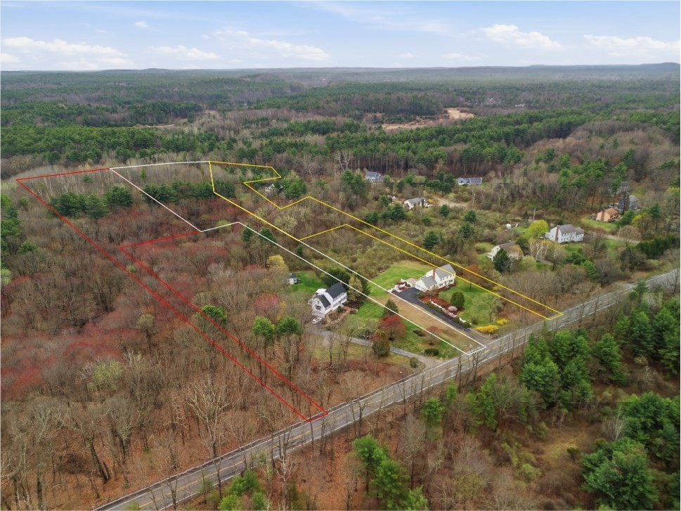 139 Nashua Road Property Photo 1