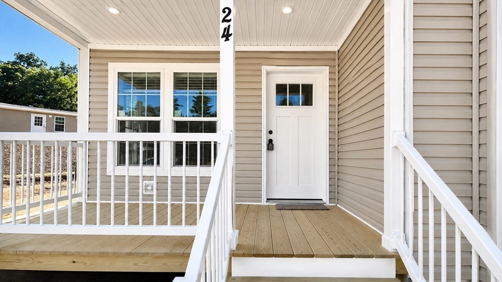 24 Pinrock Drive Property Photo 1