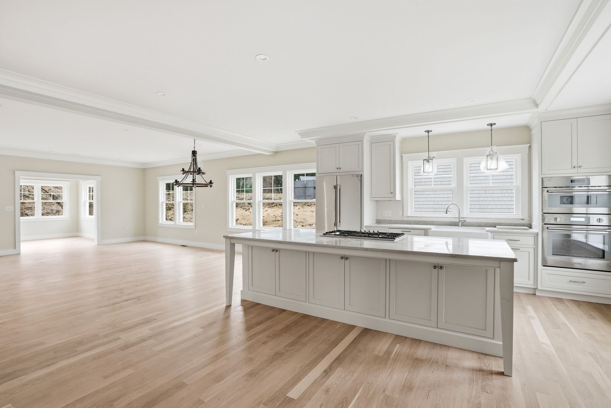 4 Fieldstone Farm Way Property Photo 5