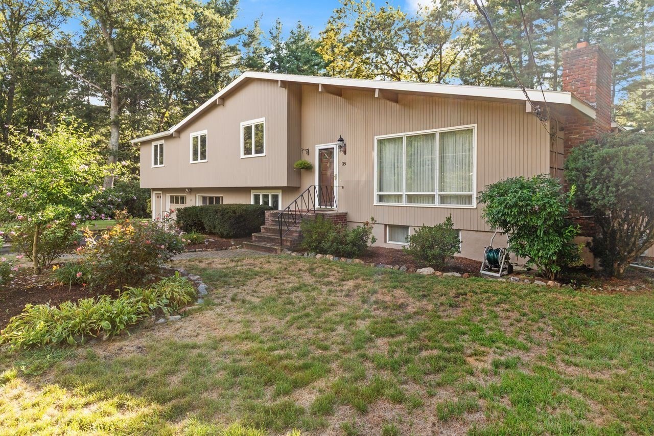 39 Austin Rd Property Photo 2