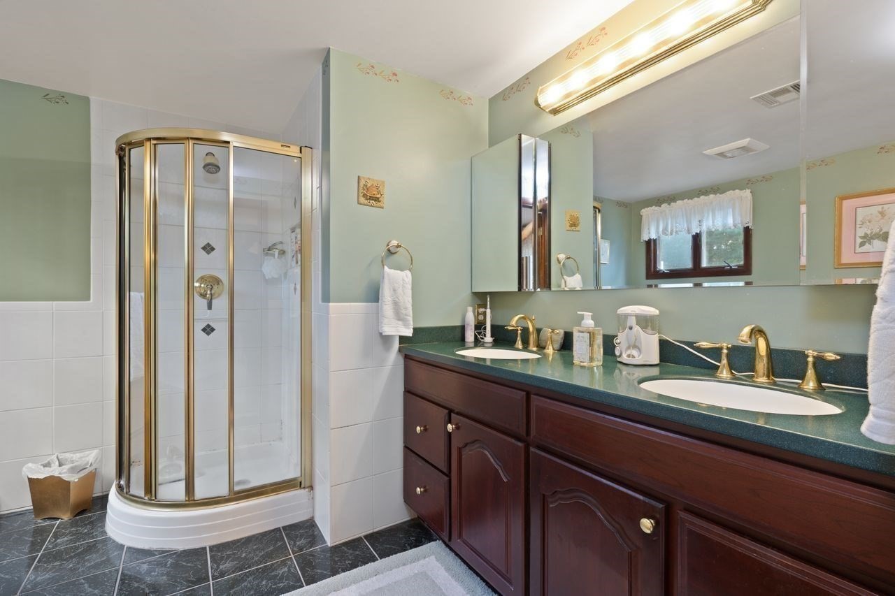 39 Austin Rd Property Photo 11