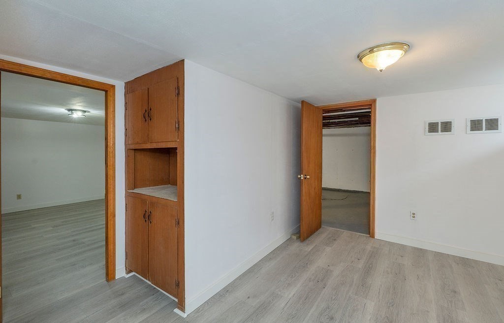 100 Fays Ave Property Photo 10
