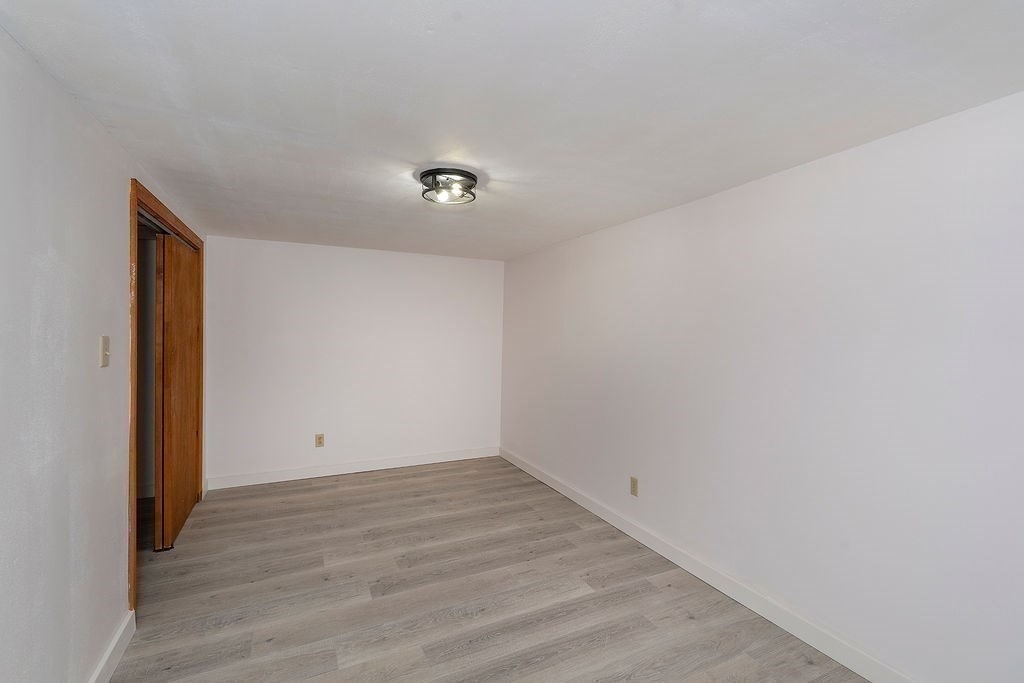 100 Fays Ave Property Photo 19