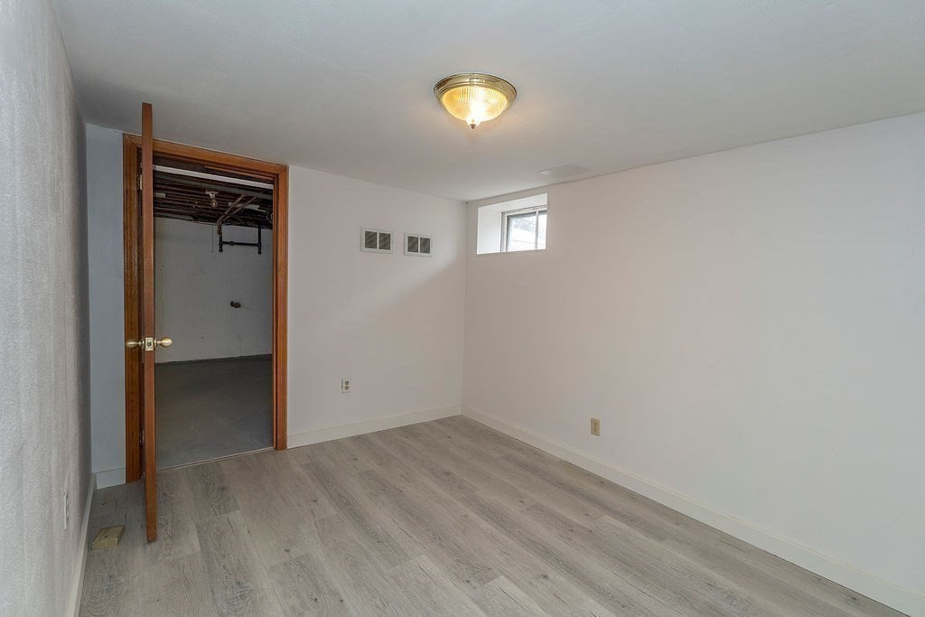 100 Fays Ave Property Photo 21