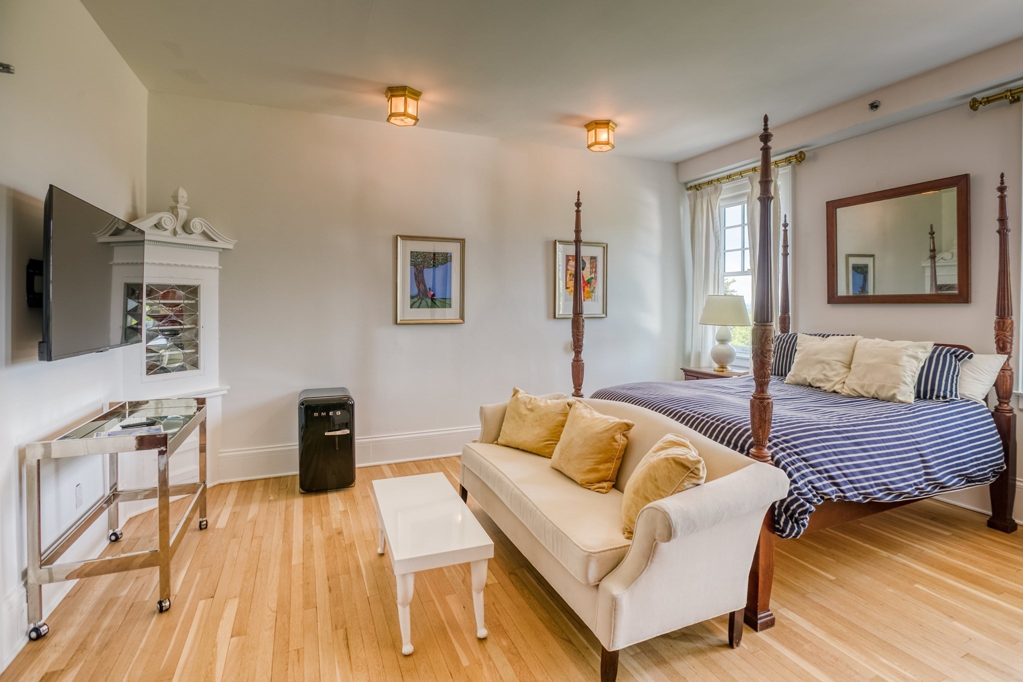 2 Kemble Property Photo 29