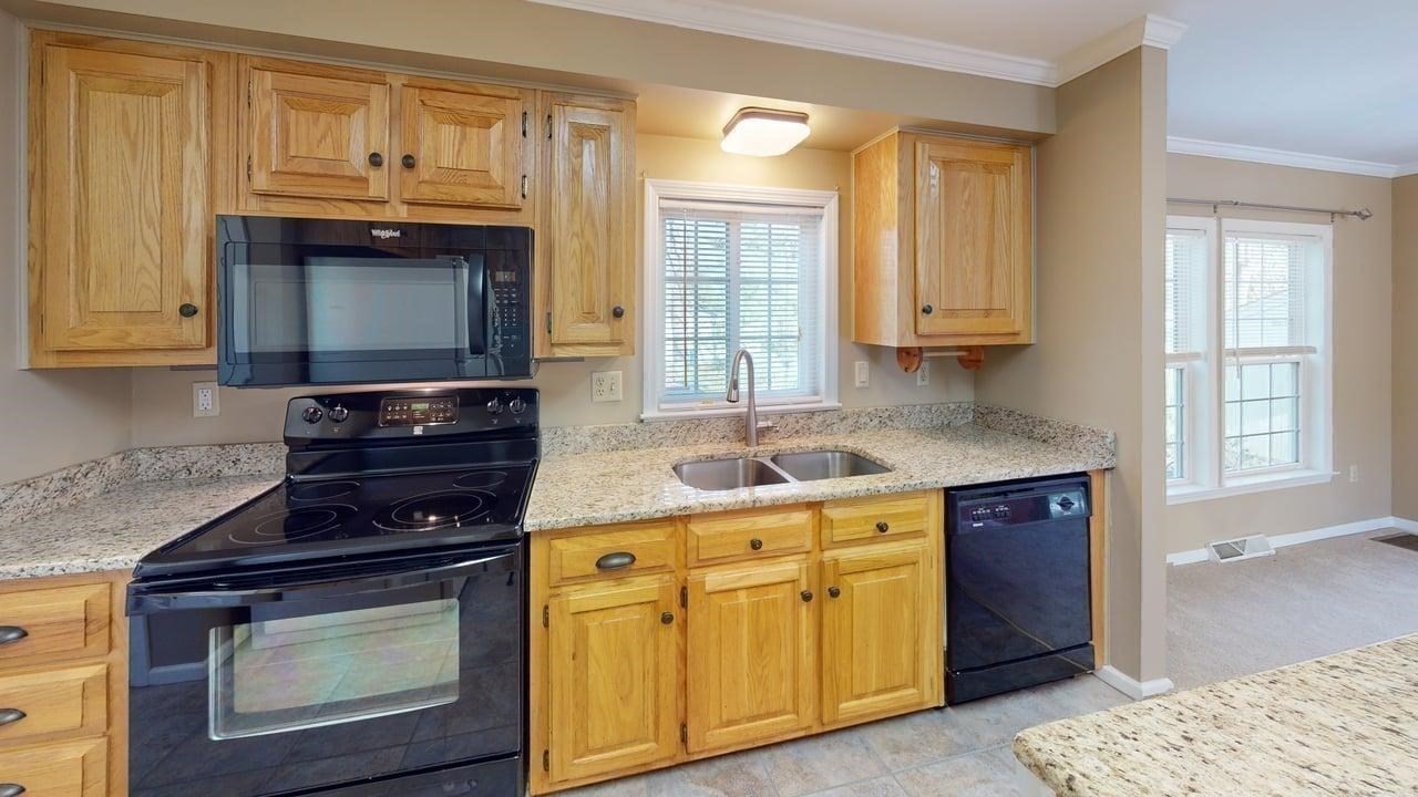 50 Highland St # 227 Property Photo 15