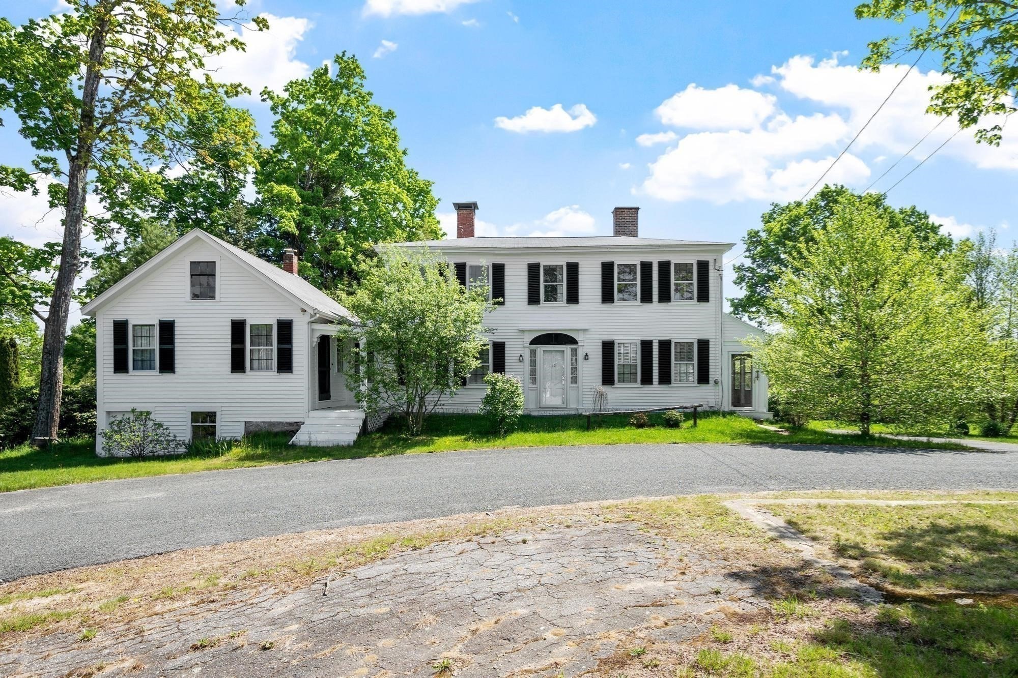 12 On The Common Property Photo 2