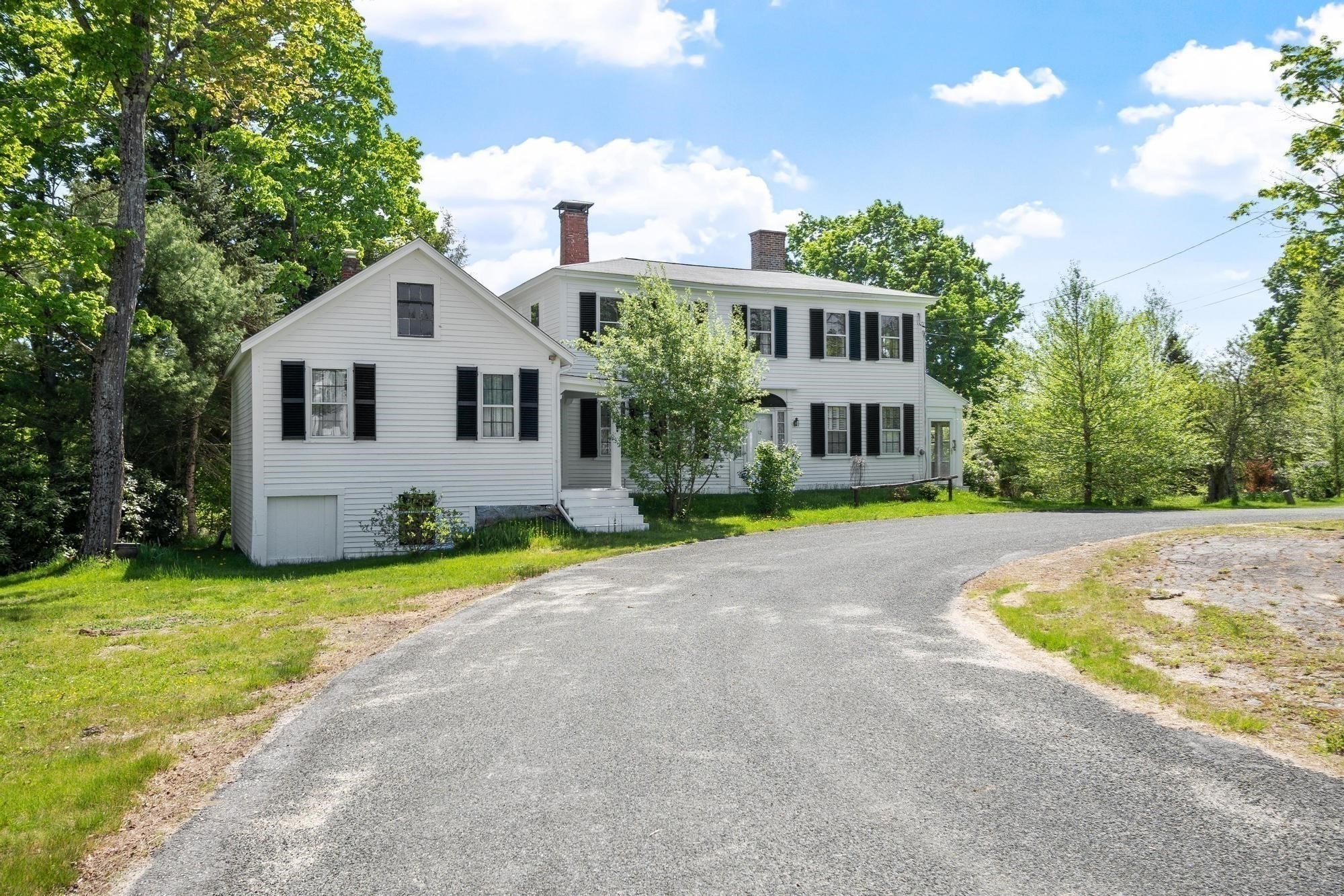 12 On The Common Property Photo 4