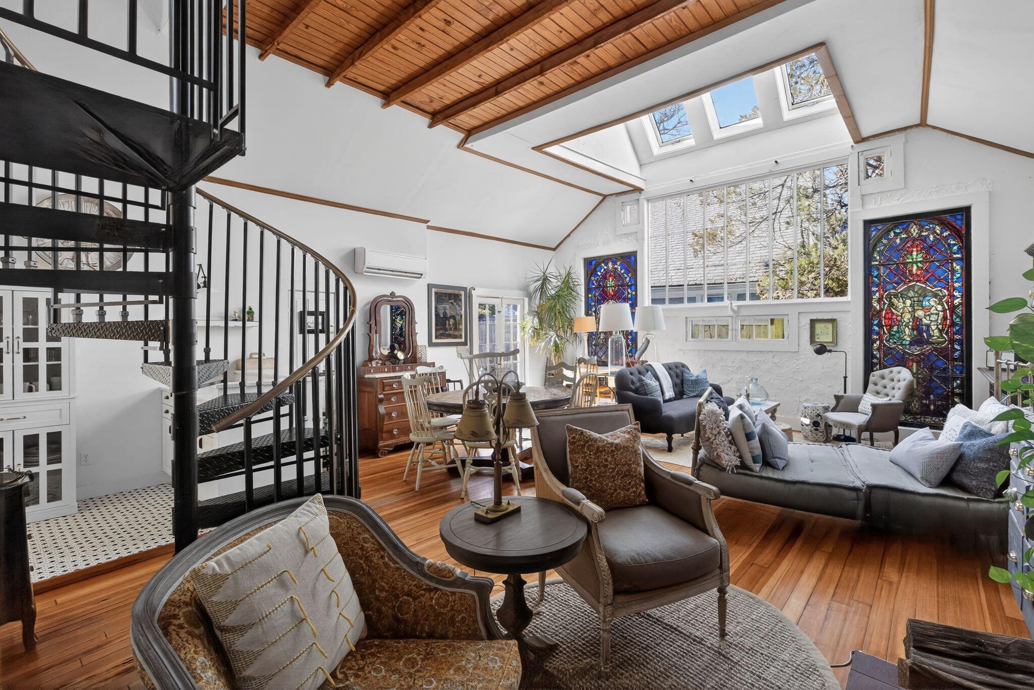 5 Webster Place Property Photo 15