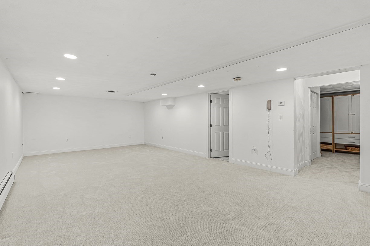 276 High Street Property Photo 38