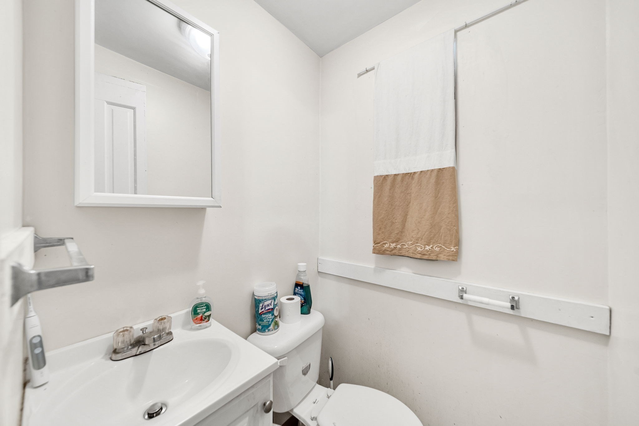 20 Autumn St Property Photo 19