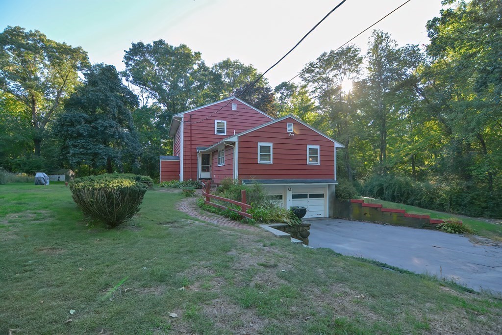 38 Druid Hill Ave E Property Photo 7