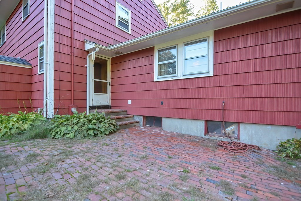 38 Druid Hill Ave E Property Photo 8