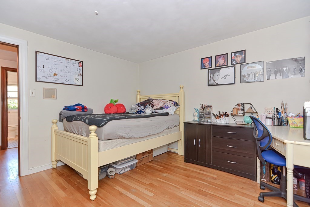 38 Druid Hill Ave E Property Photo 23