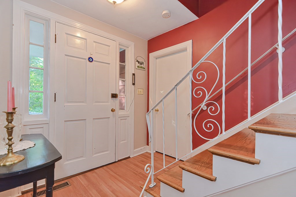 38 Druid Hill Ave E Property Photo 26
