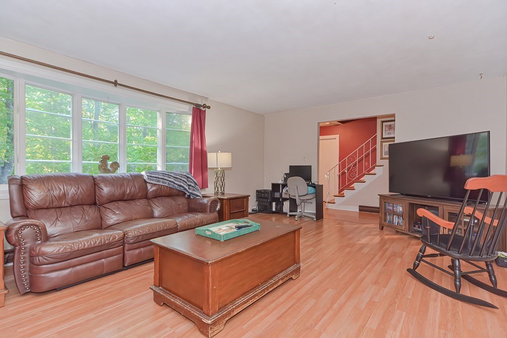 38 Druid Hill Ave E Property Photo 27