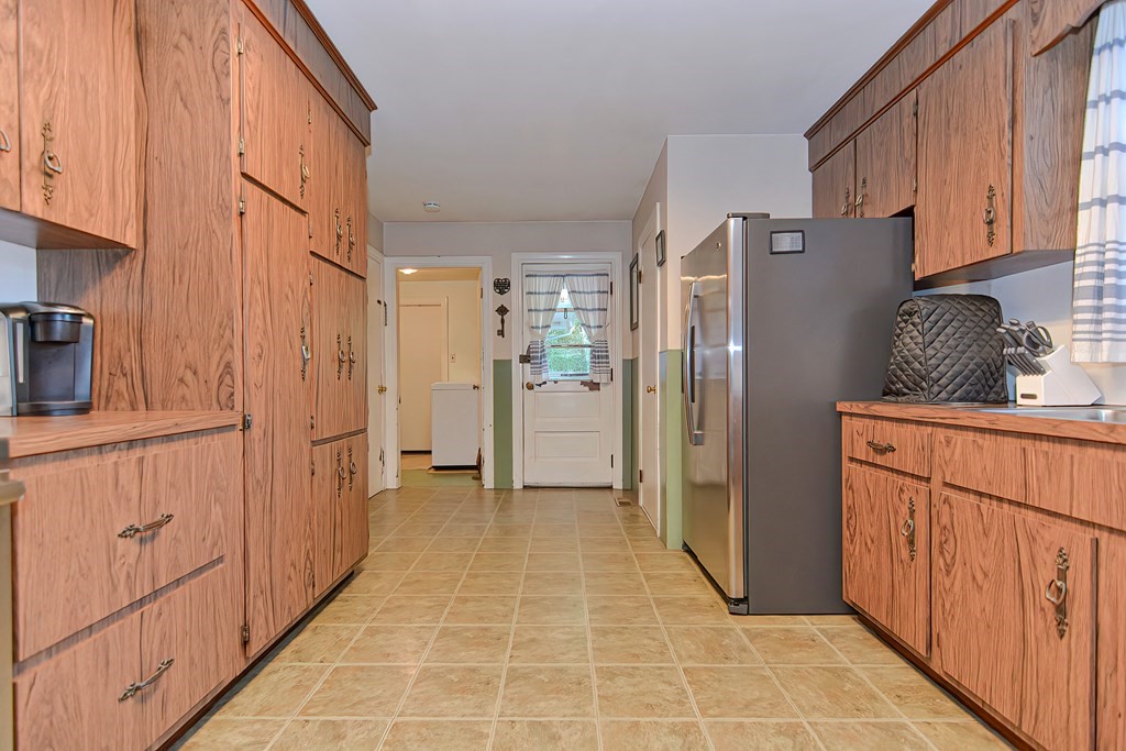 38 Druid Hill Ave E Property Photo 35