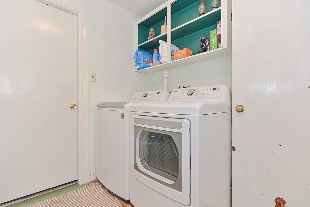 38 Druid Hill Ave E Property Photo 41