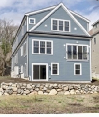 232 Lincoln Street