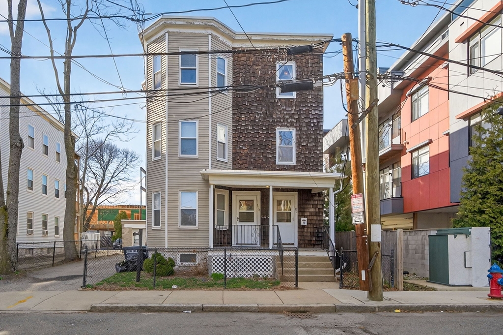 102 Grant # B Property Photo 18
