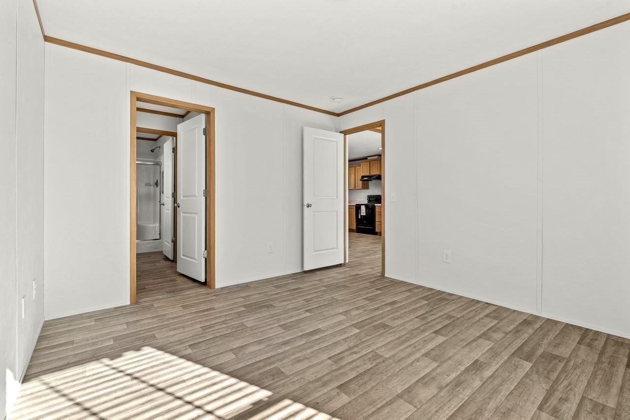 200 North St # B Property Photo 9