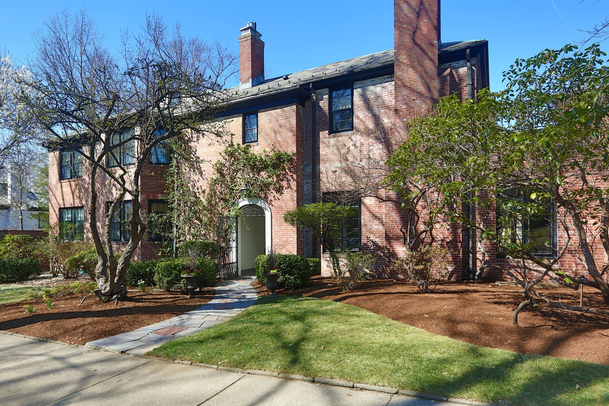 39 Worthington Rd Property Photo 3