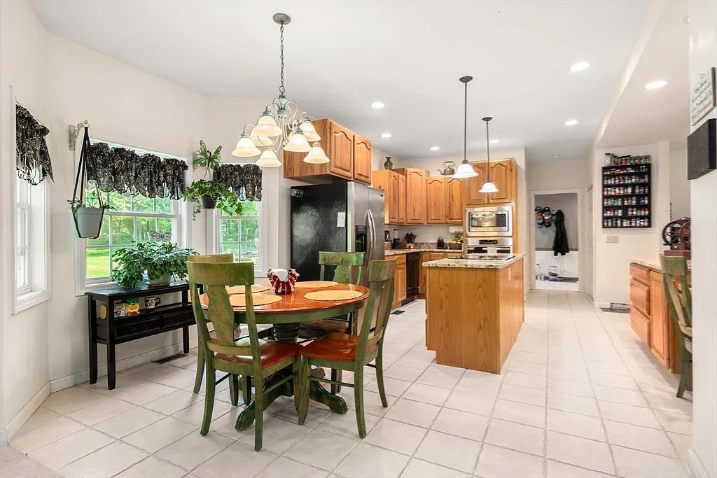 31 Swing Drive Property Photo 11