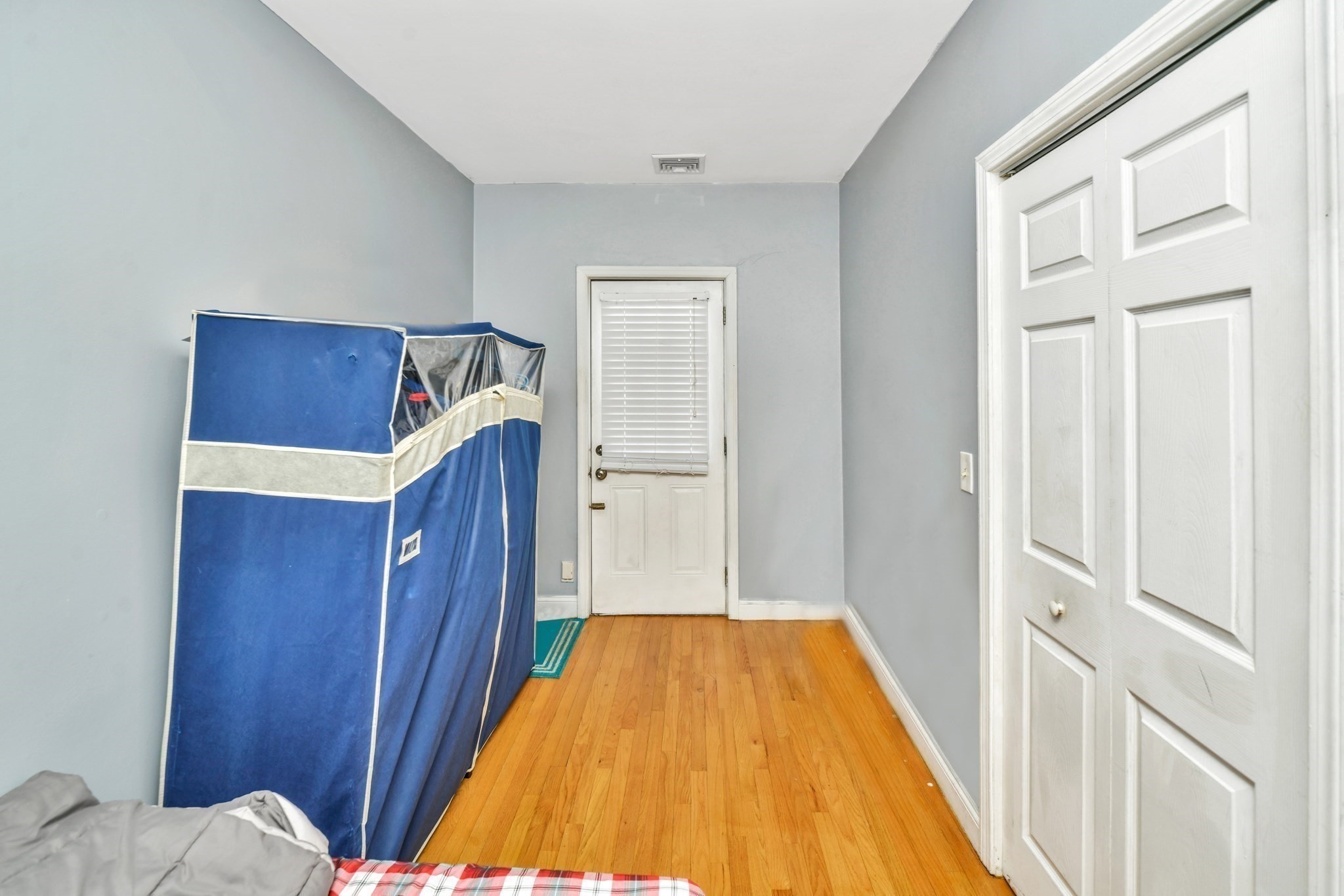 5-7 Everett Ave # 2 Property Photo 11