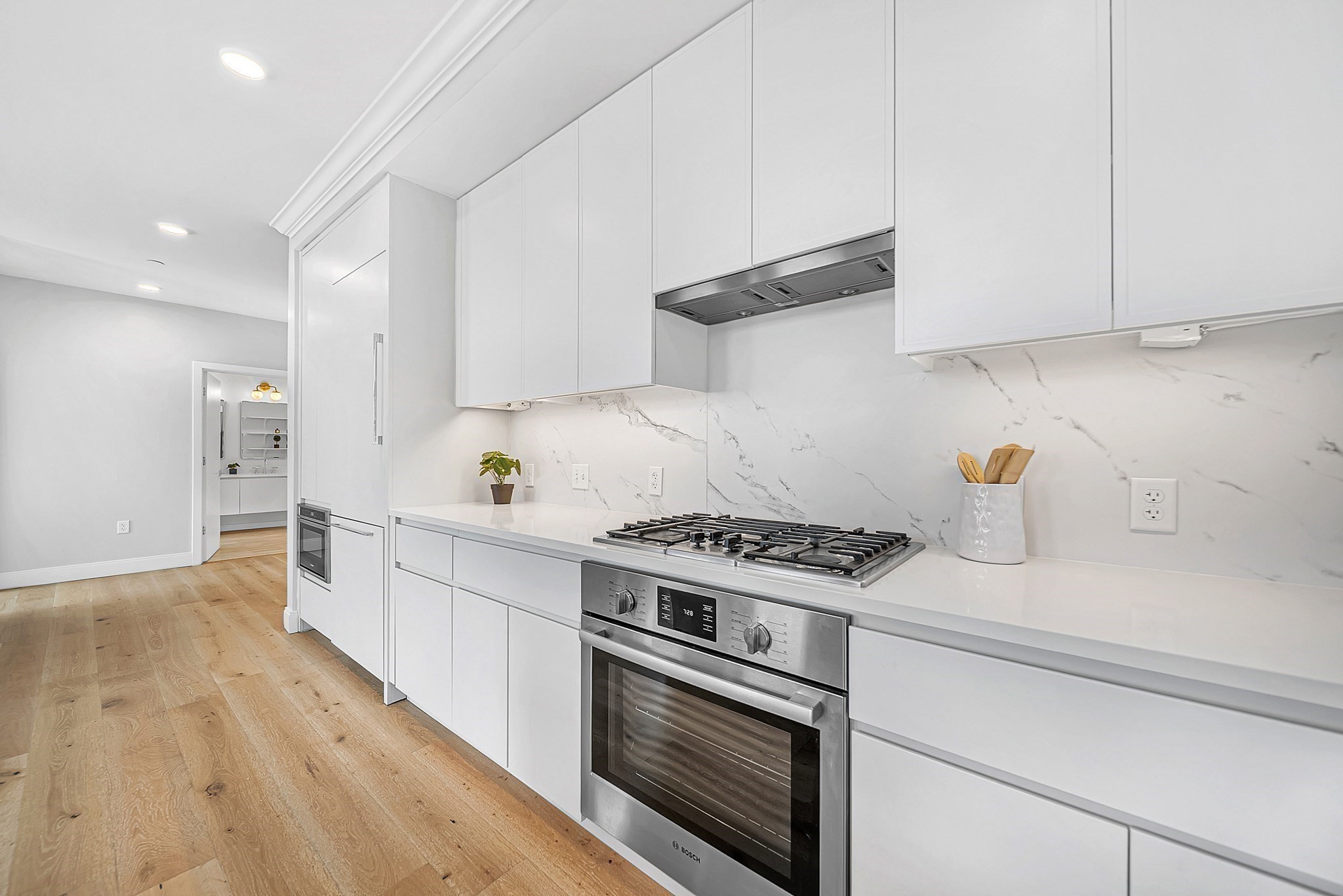 191 Washington St # 318 Property Photo 4