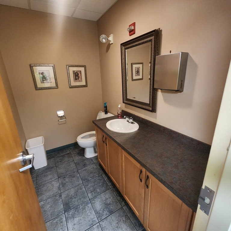 47 Slade Property Photo 6