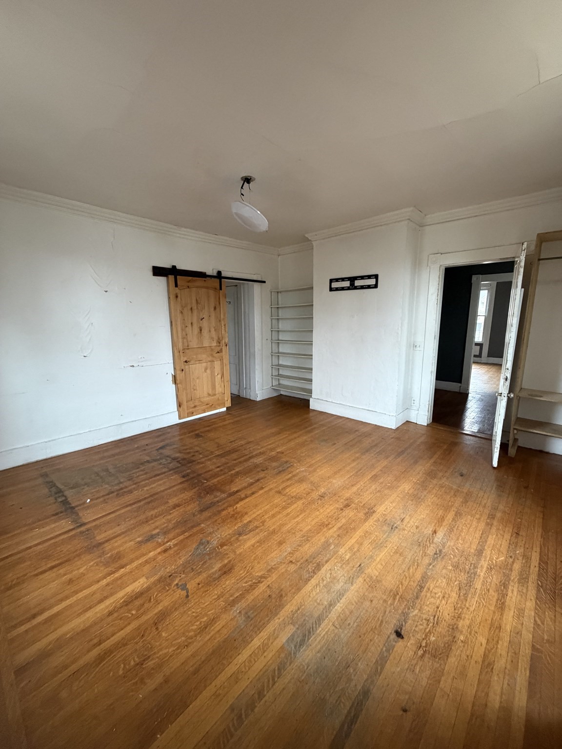 1030 Worthington St Property Photo 8