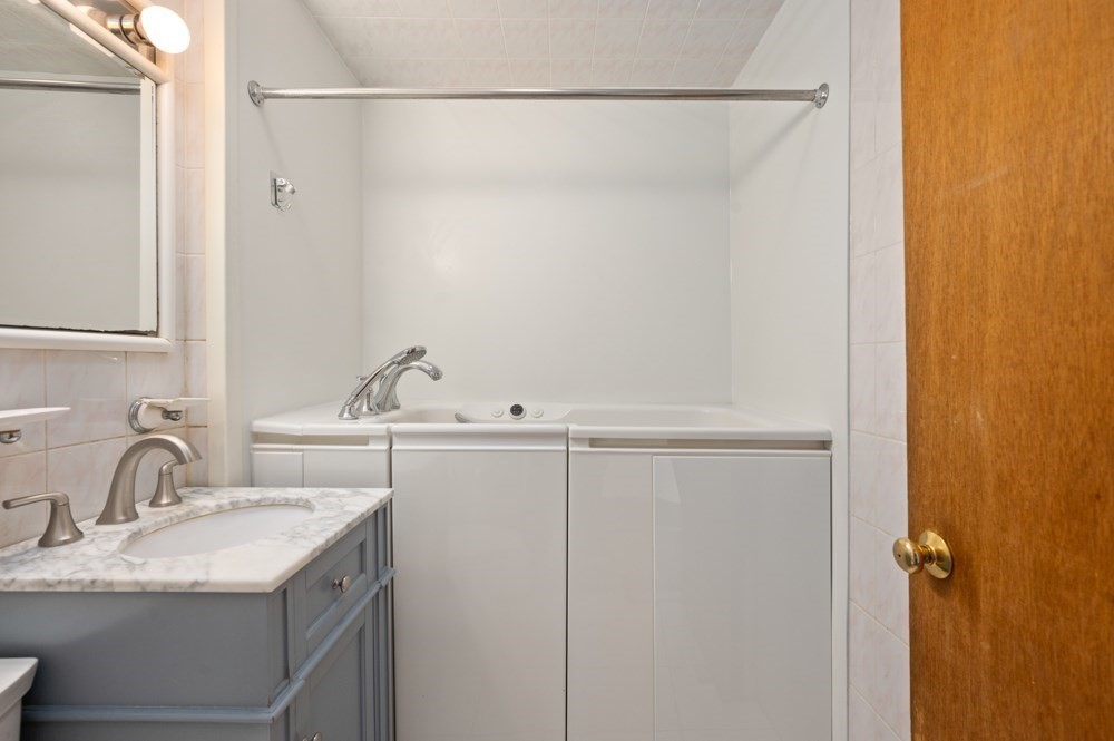 542 Riverside Ave Property Photo 18