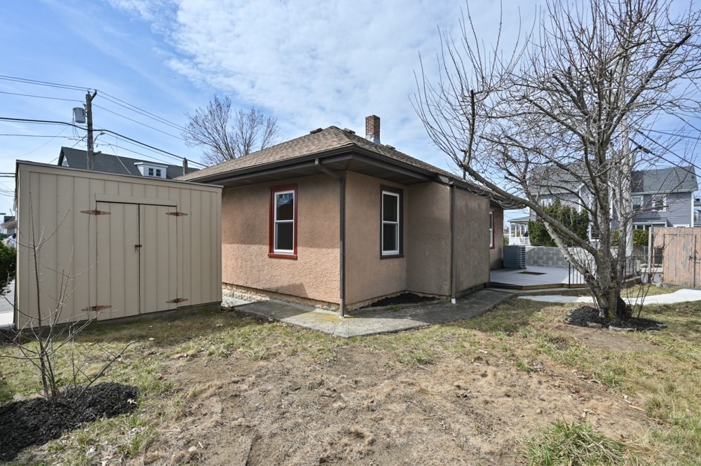 542 Riverside Ave Property Photo 30